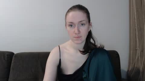 lily_love_x online show from 06/25/26, 05:23