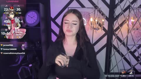 Lily online show from 12/08/24, 01:58