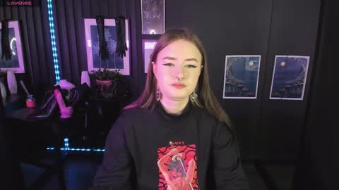 Lily online show from 01/14/25, 08:41