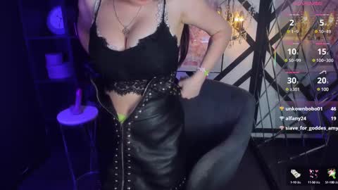 Lily online show from 03/11/25, 04:51