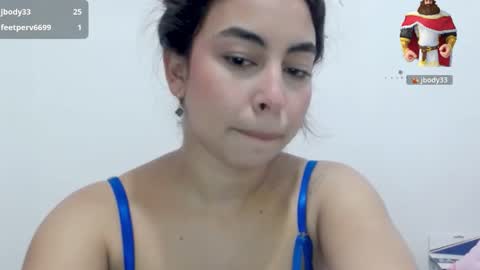 Lily Roberts online show from 11/24/25, 02:11