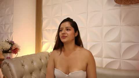 Lily Lauren online show from 01/14/26, 12:44