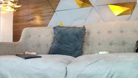 lily_waist online show from 02/14/25, 06:34