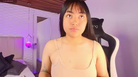 lily_waist online show from 09/29/25, 11:15
