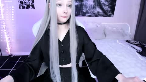 Lily online show from 03/27/26, 05:13