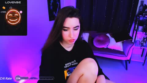 Snapshot of lily_xbaby chatting on 12/08/24, 11:24 LILY online show from 12/08/24, 11:24