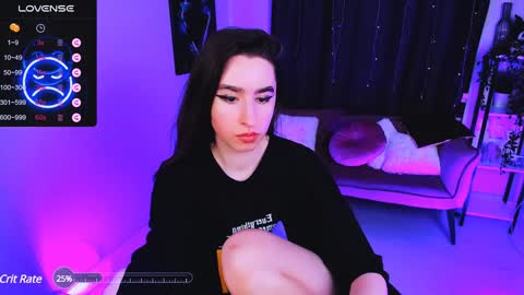 Snapshot of lily_xbaby chatting on 12/08/24, 05:33 LILY online show from 12/08/24, 05:33