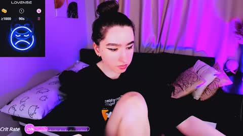 Snapshot of lily_xbaby chatting on 03/12/25, 06:51 LILY online show from 03/12/25, 06:51