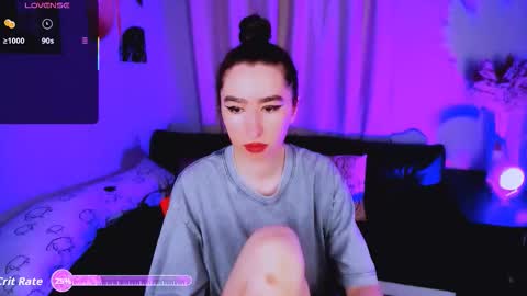 Snapshot of lily_xbaby chatting on 09/13/25, 09:42 LILY online show from 09/13/25, 09:42