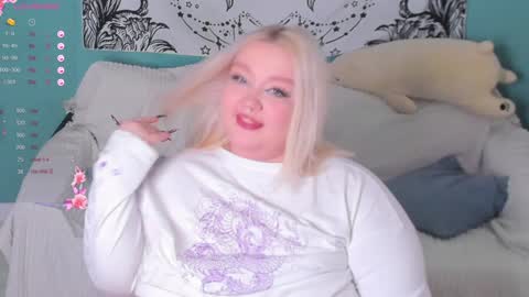 Lily online show from 12/18/24, 08:03