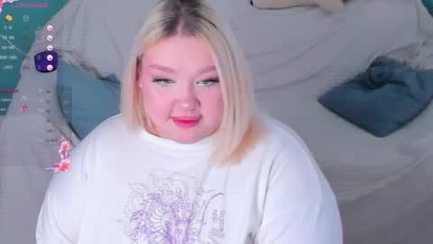 Lily online show from 02/05/25, 09:04