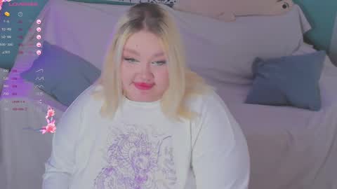 Lily online show from 03/04/25, 10:24