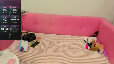 Lily online show from 02/06/25, 05:14