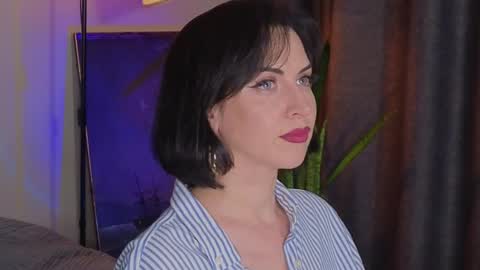 Snapshot of lilyconor chatting on 06/09/26, 05:35 Lily online show from 06/09/26, 05:35