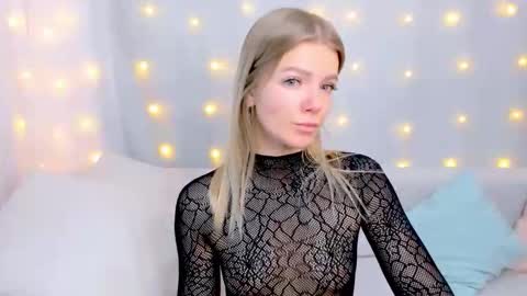 lilydavisss online show from 01/07/26, 03:09