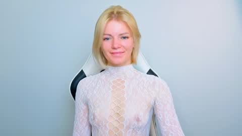 lilydavisss online show from 06/01/26, 02:13