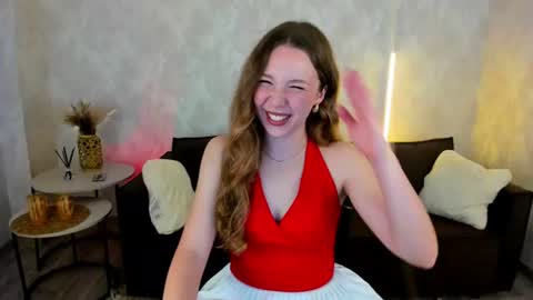 Snapshot of lilyeblake chatting on 06/19/26, 07:39 lilyeblake online show from 06/19/26, 07:39