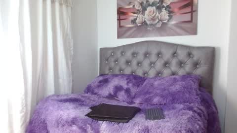 lilyfox23 online show from 02/26/25, 12:36