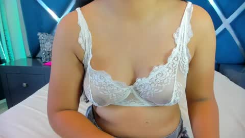 Sweetie Lily online show from 03/24/26, 12:32