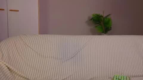 lilylisy online show from 01/09/26, 07:44