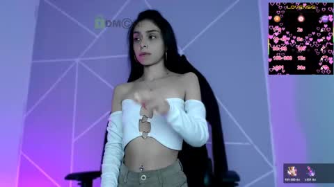 Snapshot of lilylouisee_ chatting on 05/20/26, 12:06 Liliana louise online show from 05/20/26, 12:06