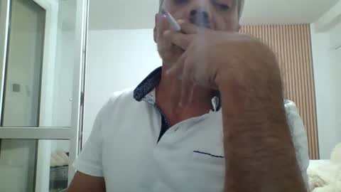 Snapshot of lilylovelyman50 chatting on 08/09/26, 03:23 lilylovelyman50 online show from 08/09/26, 03:23