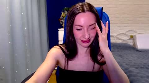 Lily online show from 03/22/26, 09:13