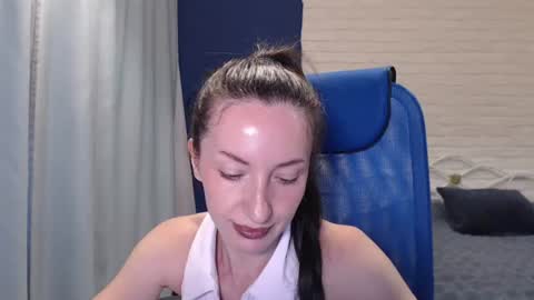 Snapshot of lilymellow chatting on 07/07/26, 09:24 Lily online show from 07/07/26, 09:24