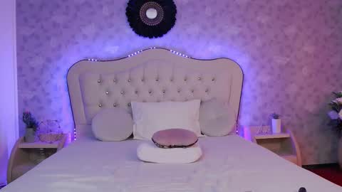      online show from 02/09/25, 07:27