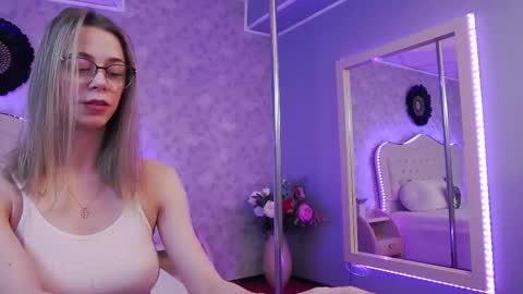      online show from 02/26/25, 04:03