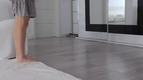 Lily online show from 09/20/25, 07:31