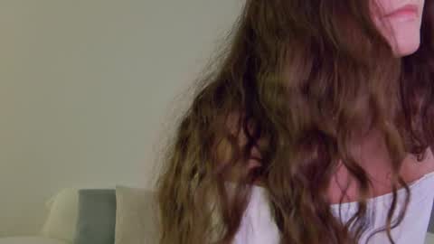 Lily online show from 10/12/25, 03:11