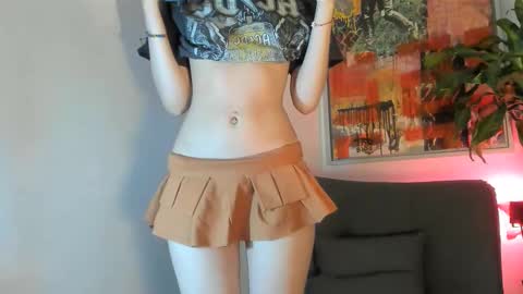 lilyskinny27 online show from 12/23/25, 02:53