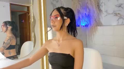 Lily online show from 07/05/26, 05:14