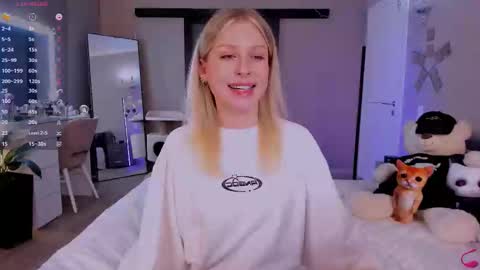 Lily online show from 02/13/25, 06:05