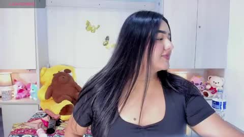 lilywhitee1 online show from 04/16/26, 04:13