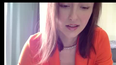 LilyXSky online show from 02/26/25, 12:25