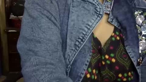 limaakter246618 online show from 01/05/26, 06:33