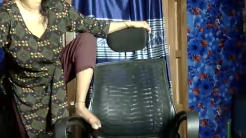 limaakter246618 online show from 03/16/26, 10:52