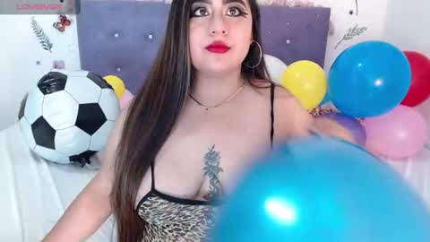 Snapshot of lin_jayani chatting on 06/24/26, 10:09 Lin online show from 06/24/26, 10:09