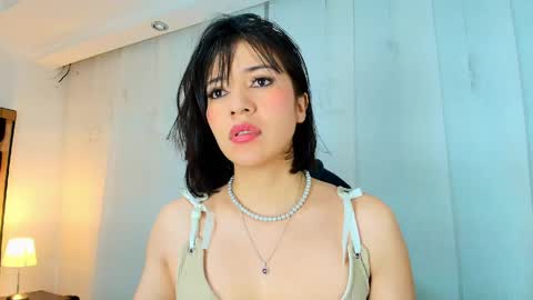 Snapshot of lina_bedoya chatting on 06/04/26, 11:38 Lina Bedoya online show from 06/04/26, 11:38