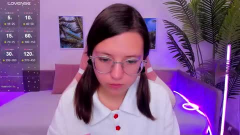Lina online show from 10/06/25, 02:31