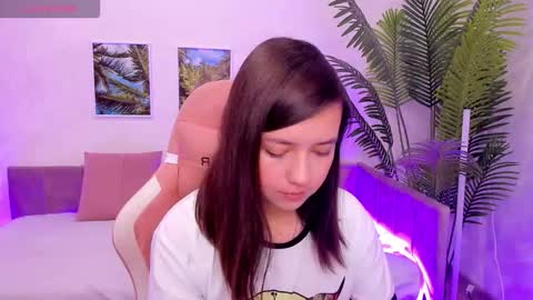Lina online show from 10/09/25, 03:04