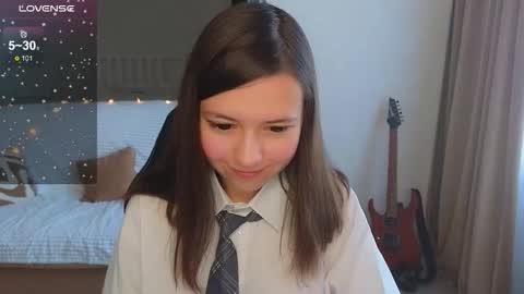 Lina online show from 10/19/25, 04:13