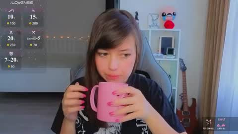 Snapshot of lina_brownie chatting on 07/03/26, 01:56 Lina online show from 07/03/26, 01:56