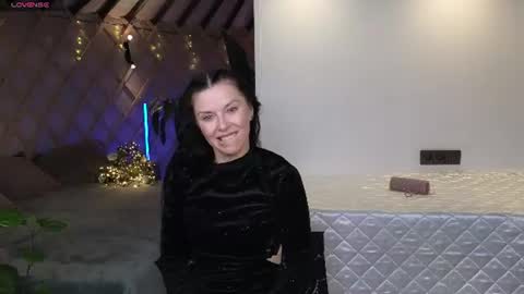 Snapshot of lina_flore chatting on 06/20/26, 09:17 lina_flore online show from 06/20/26, 09:17