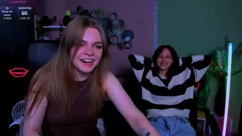 Snapshot of lina_fox12 chatting on 10/07/25, 12:30 lina_fox12 online show from 10/07/25, 12:30