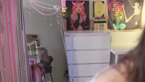 Snapshot of lina_n_kitty chatting on 03/26/26, 09:26 Lina - online show from 03/26/26, 09:26