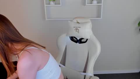 LINA online show from 10/13/25, 03:17