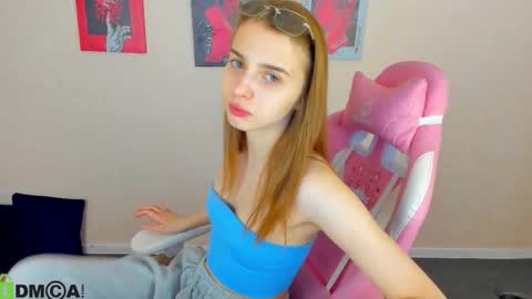 LINA online show from 11/29/25, 01:19